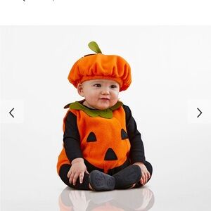 Pottery Barn Kids Baby Pumpkin Costume 0-6 months